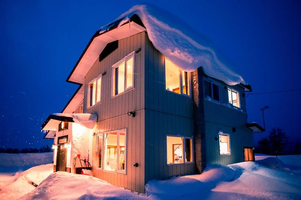 Rusutsu Holiday Chalet 0*,